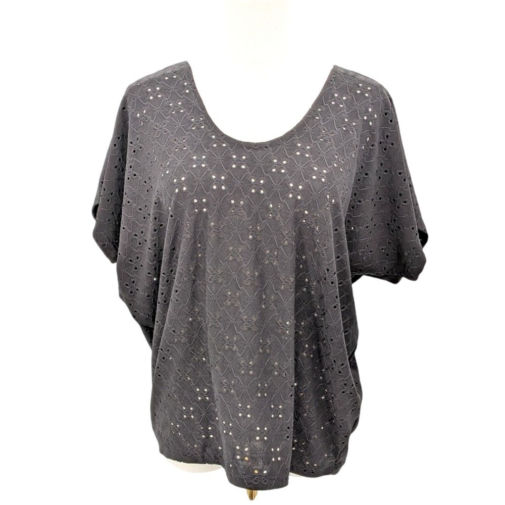 Black Stretch Eyelet Top Boho Casual Lightweight Kim &‎ Cami M